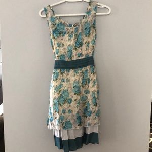 Women’s dress